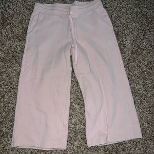 Amazon Essentials Light Pink Capris